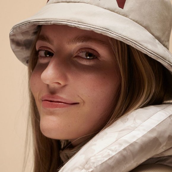 Rare Lululemon Team Canada Both Ways Insulated Bucket Hat L/XL - Picture 3 of 4